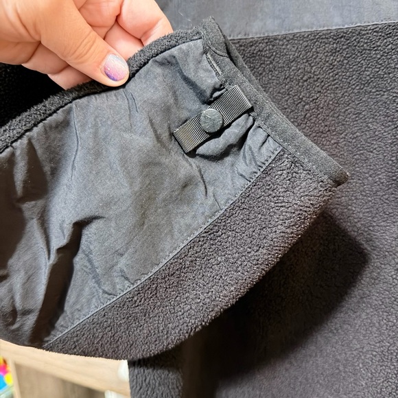 Boys The North Face black Denali fleece jacket size Large - Picture 3 of 8